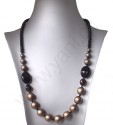 Náhrdelník z voskových, mačkaných a broušených perlí - černo-bronzový 
